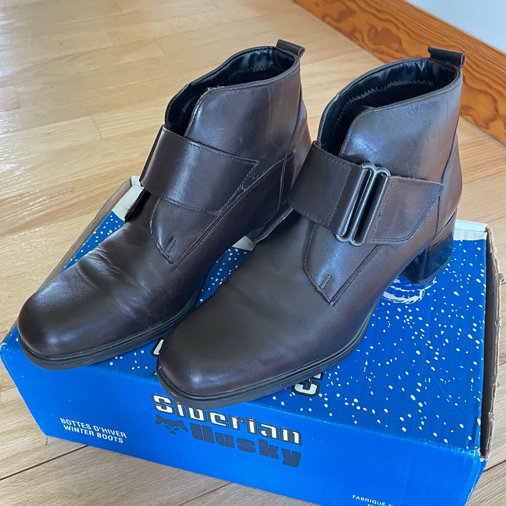 Julia Women’s Brown Leather Boots